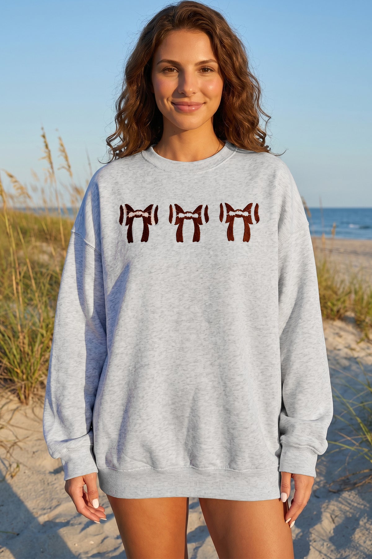 🎀 Friday Night Bows Sweatshirt🏈