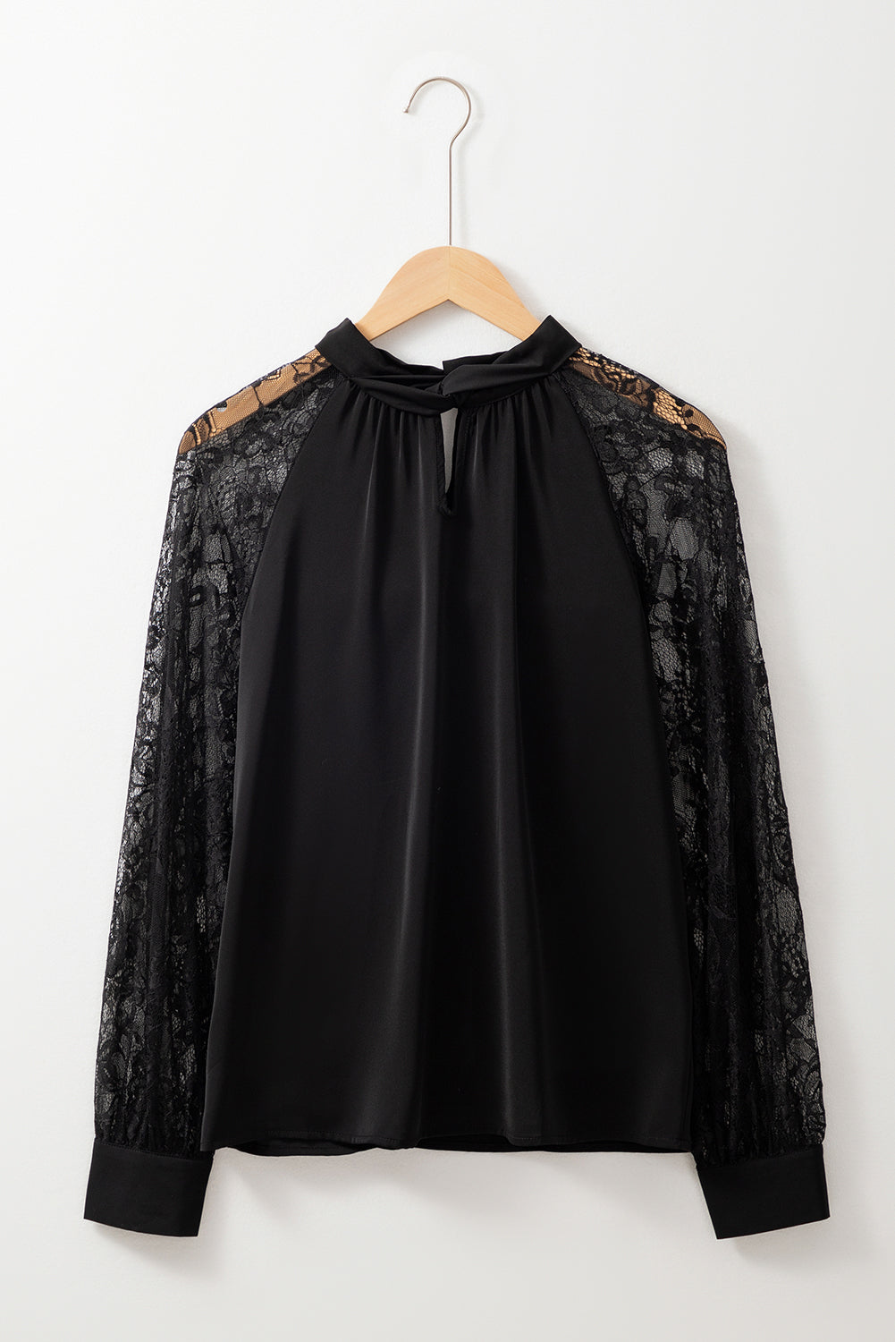 🧜‍♀️The Siren’s Lace Blouse🖤
