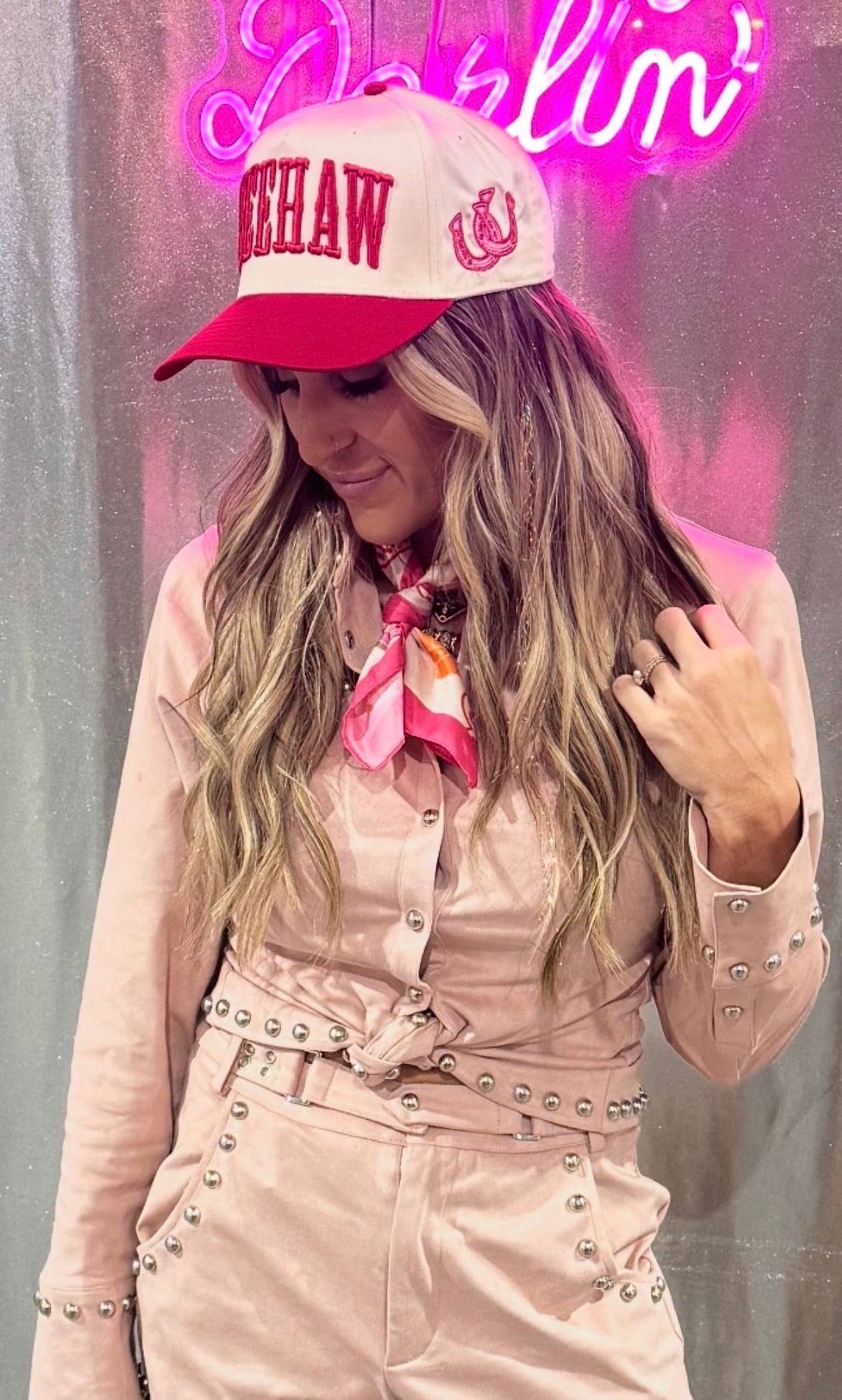 🤍 Yeehaw Siren Trucker Hat 🤠