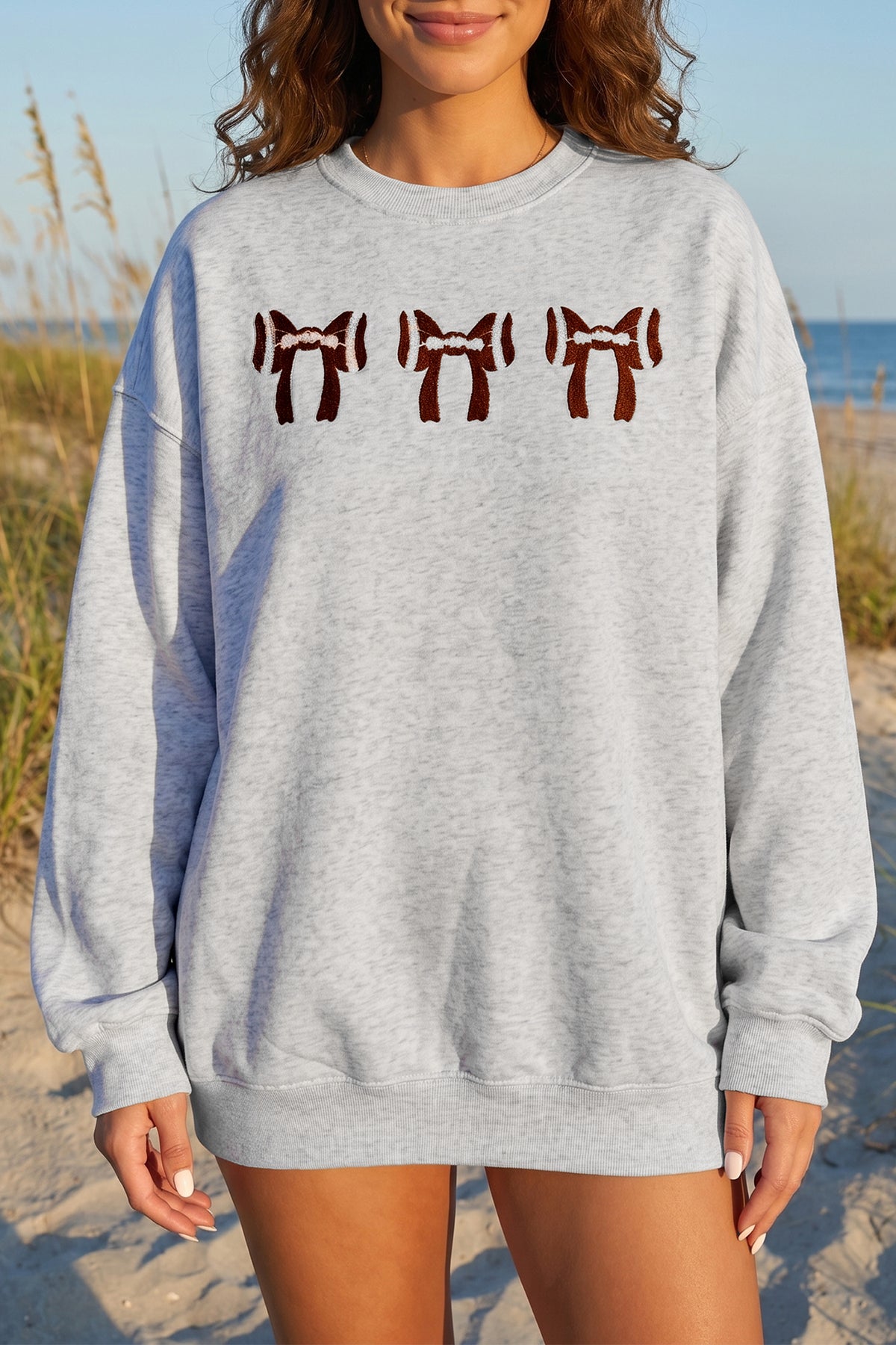 🎀 Friday Night Bows Sweatshirt🏈