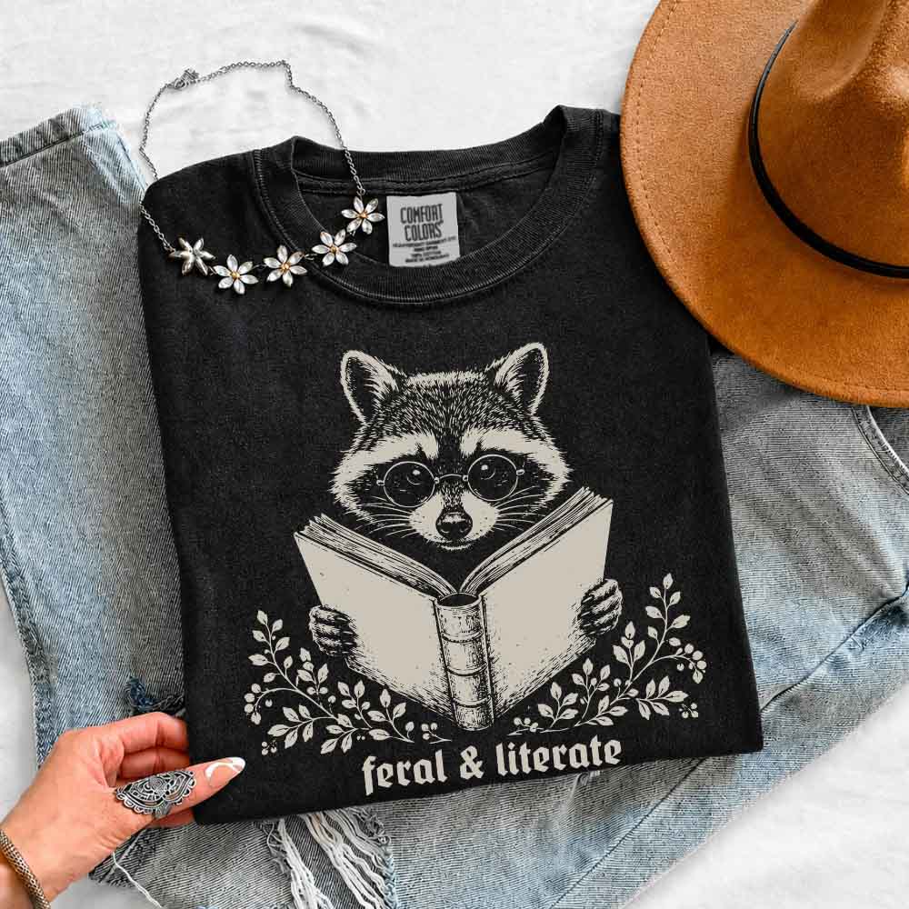 🦝 Wildly Well-Read Comfort Colors Tee 📚