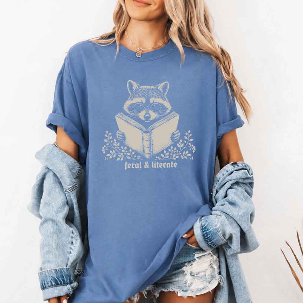 🦝 Wildly Well-Read Comfort Colors Tee 📚