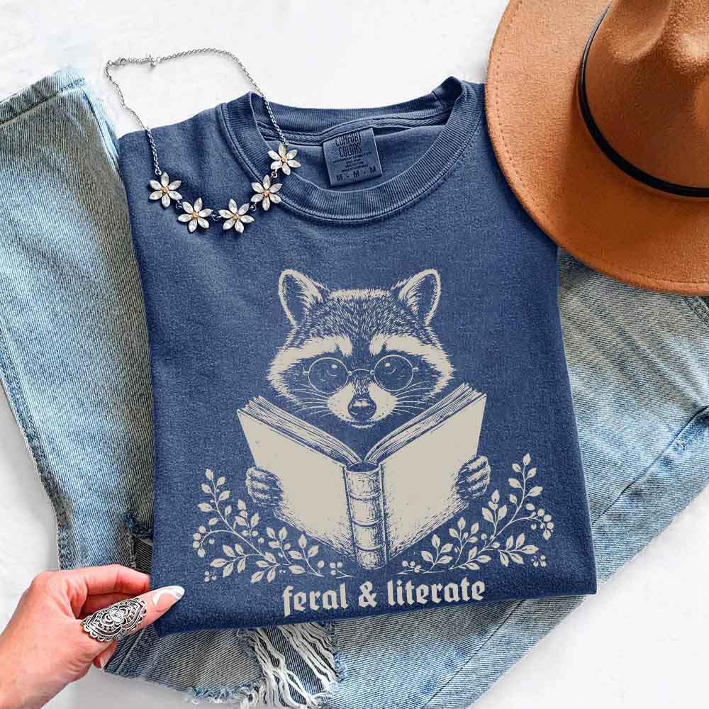 🦝 Wildly Well-Read Comfort Colors Tee 📚