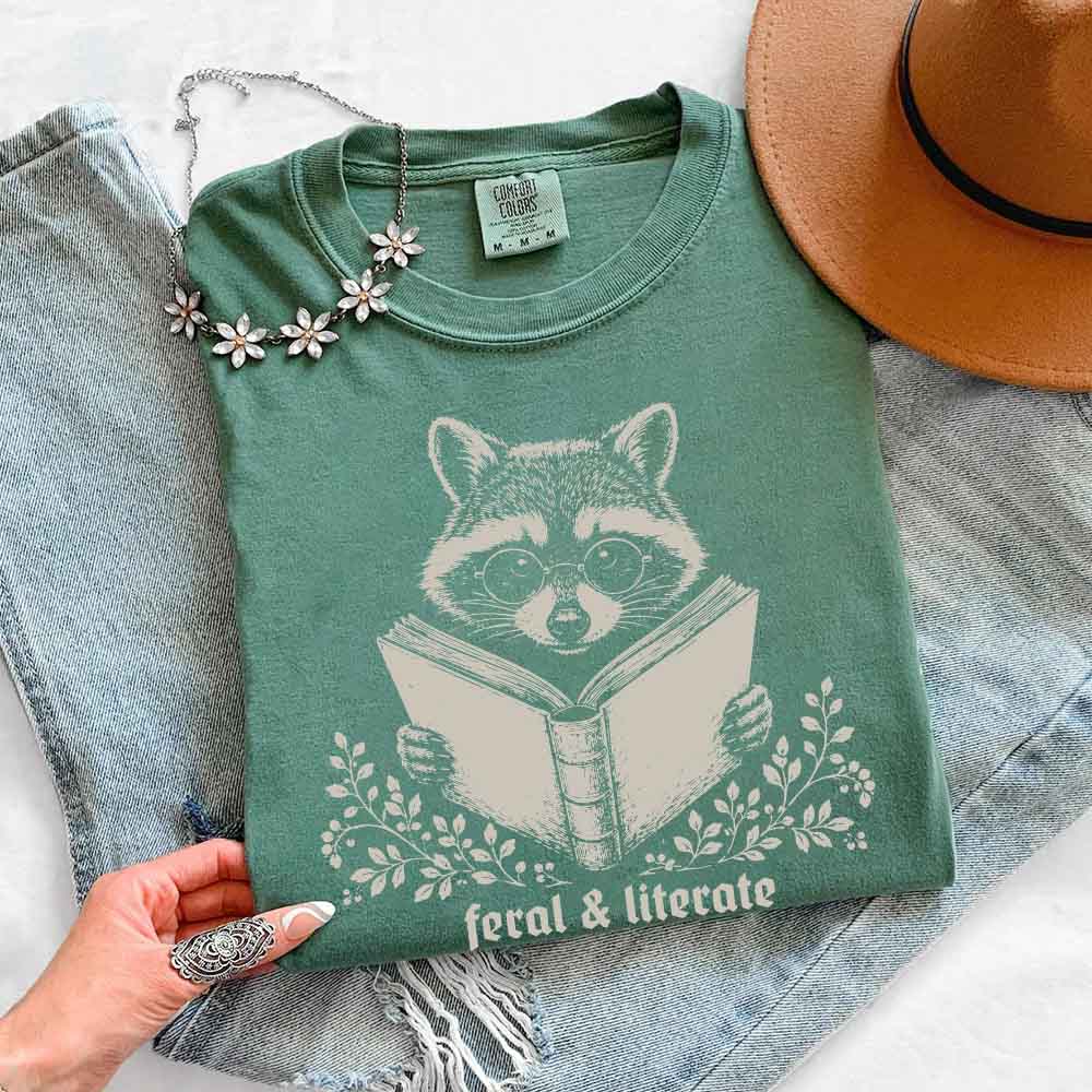 🦝 Wildly Well-Read Comfort Colors Tee 📚