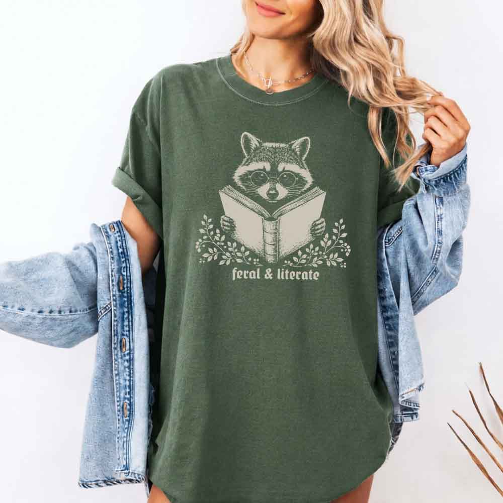 🦝 Wildly Well-Read Comfort Colors Tee 📚