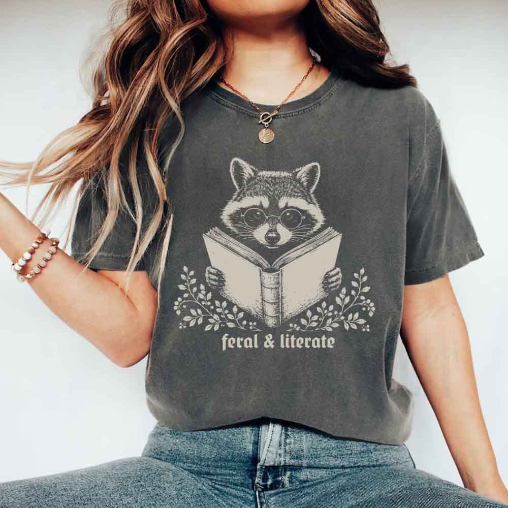 🦝 Wildly Well-Read Comfort Colors Tee 📚