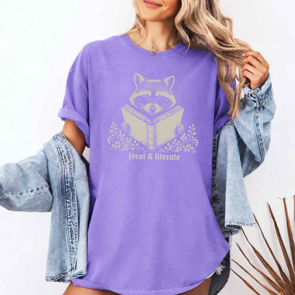 🦝 Wildly Well-Read Comfort Colors Tee 📚