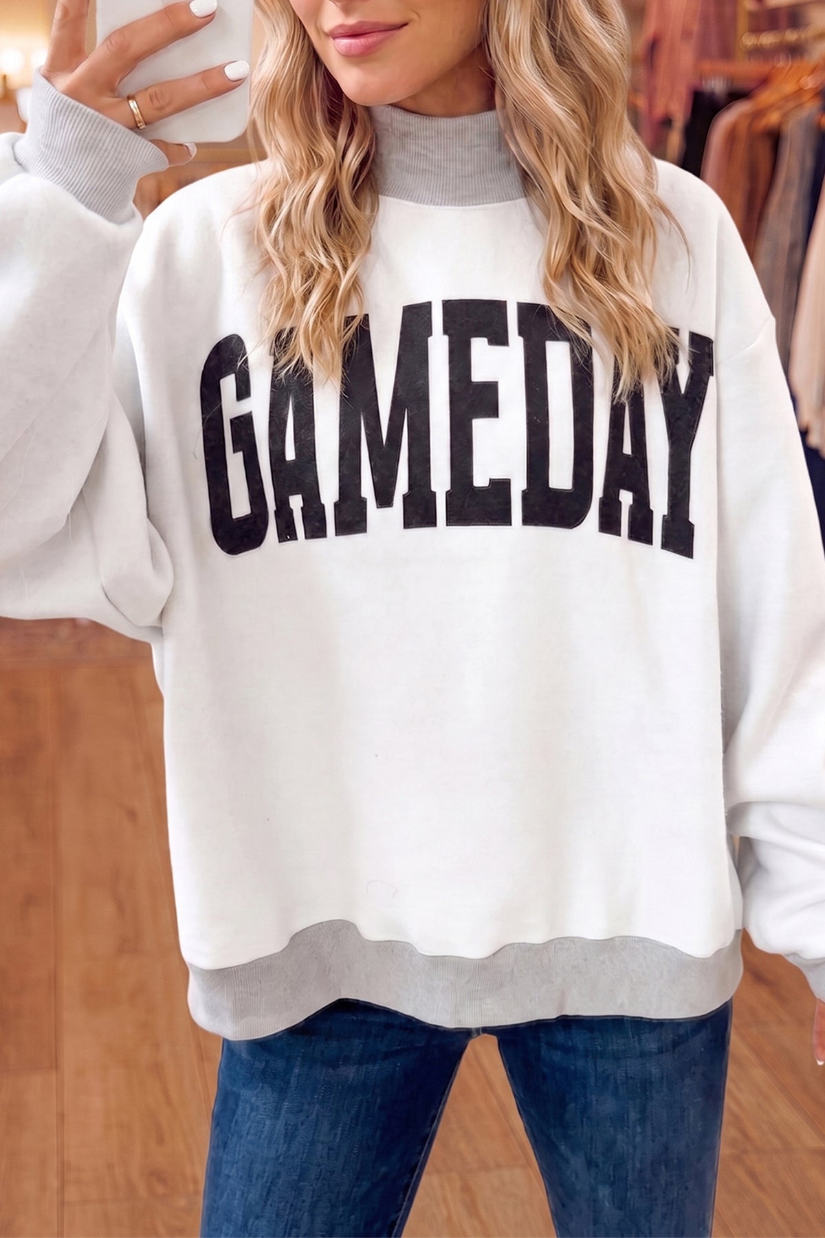 🏈 Kickoff Classic Reversible Sweatshirt🤍