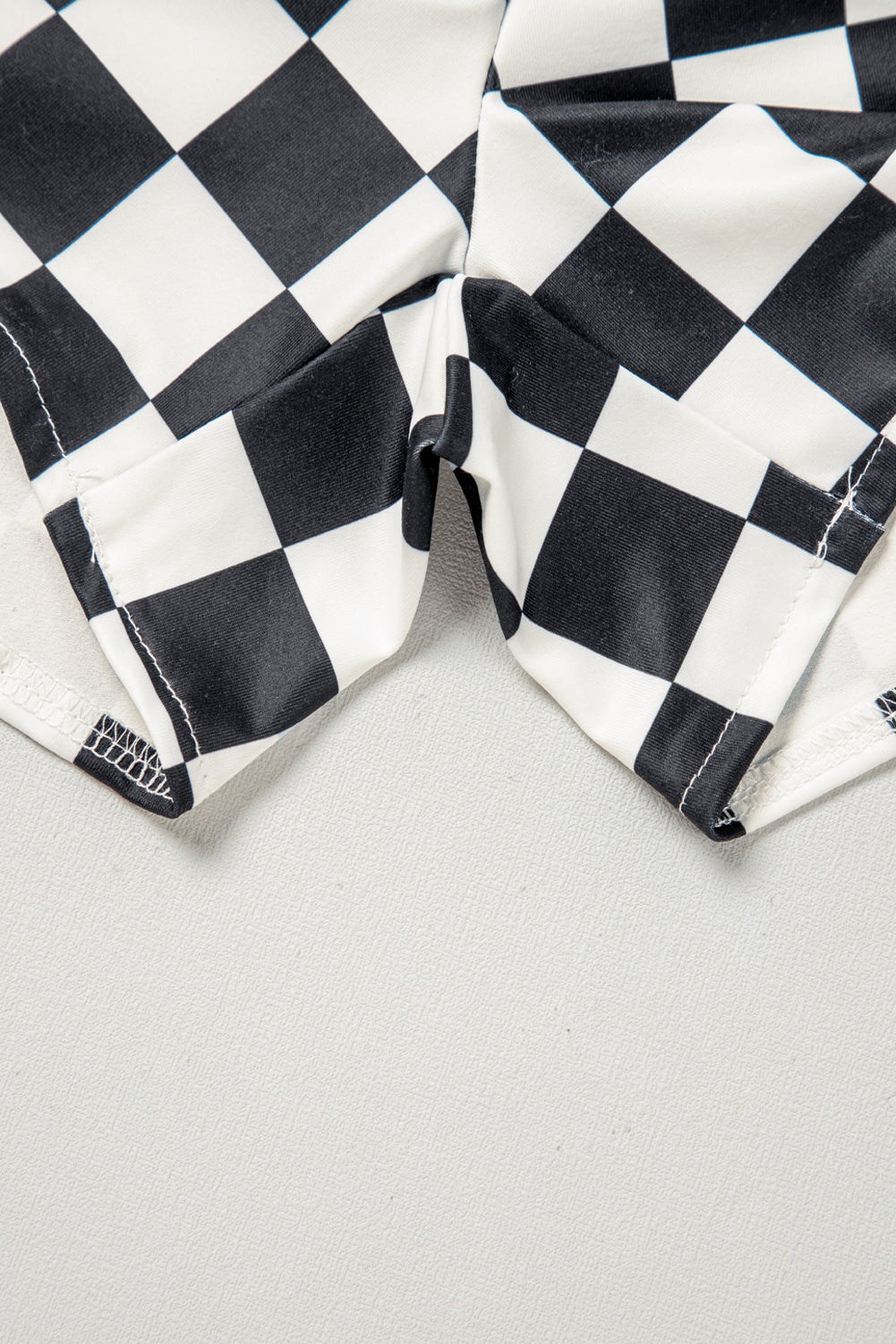 🖤The Salt + Check Shorts🐚