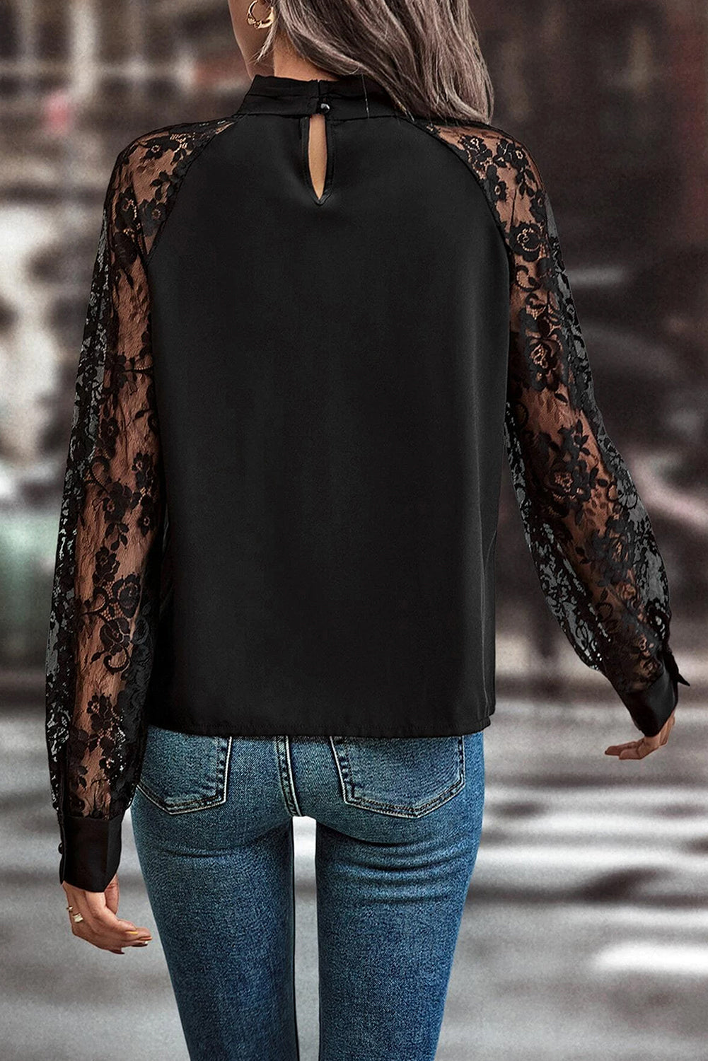 🧜‍♀️The Siren’s Lace Blouse🖤